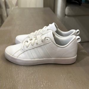 Women’s Adidas Low Top White Sneaker